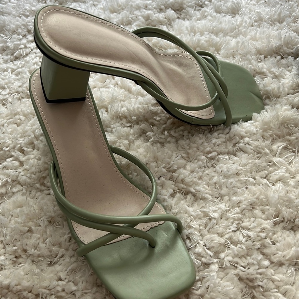 BLOCK HEELS!